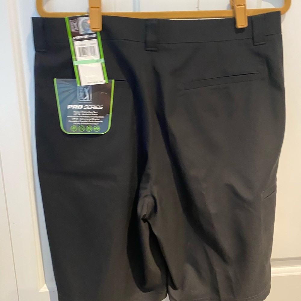 New Pro Series Moisture wicking shorts size 34